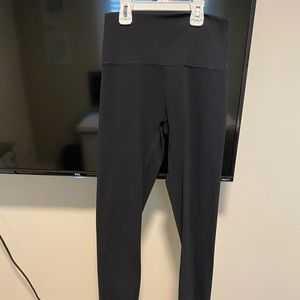 Aerie: offline by aerie real me high waisted legging. Colour: black, size small